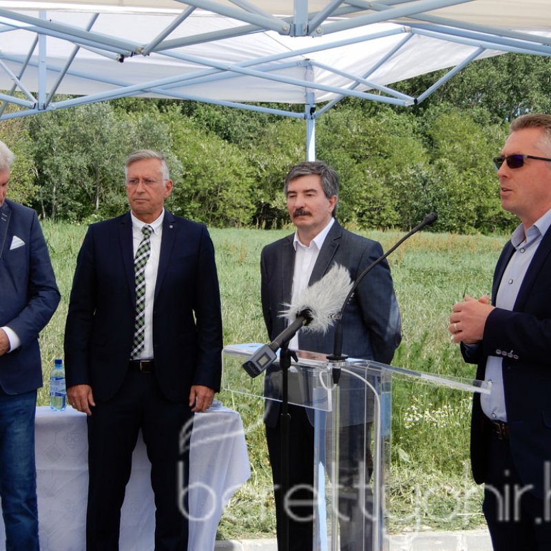 Északi iparterület átadása 15